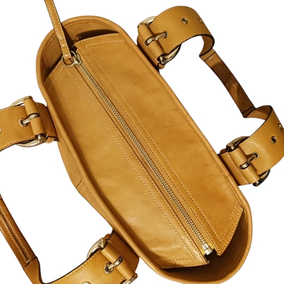 Coach Boutique Soho Leather Bag - Picture 5 of 12